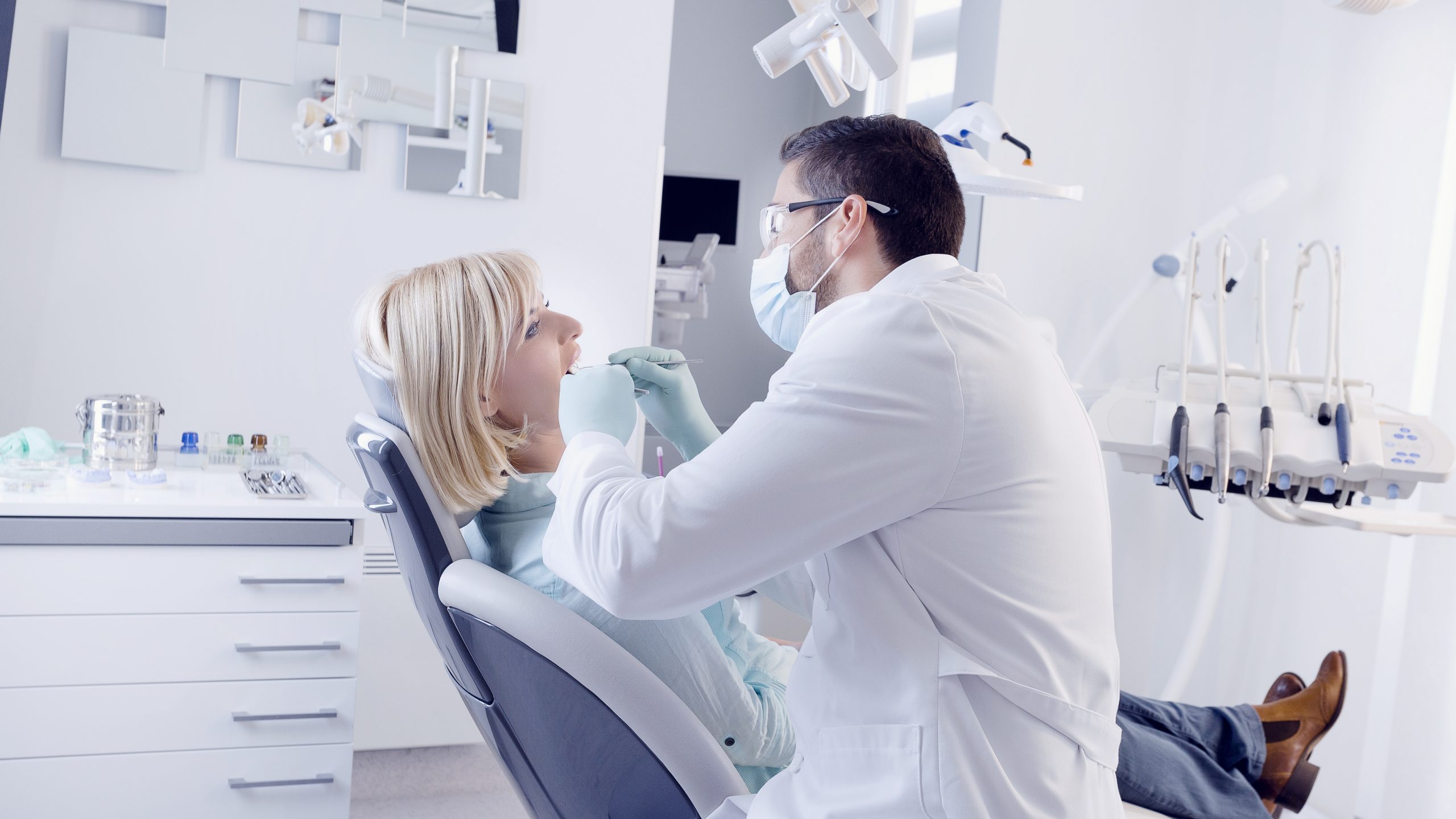 Dentist in Bellville, TX